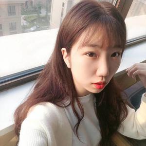 美女太腿床上怕啪啪啪
