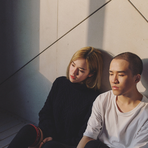 美女太腿床上怕啪啪啪
